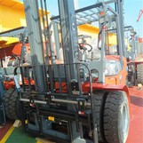 Bagaimana untuk melincirkan forklift?